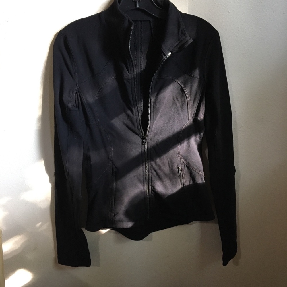 LULULEMON BLACK ATHLETIC JACKET SZ 6